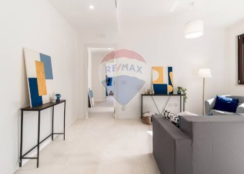 Soggiorno - Appartamento via Principe di Piemonte
 
52, Casoria - foto 11