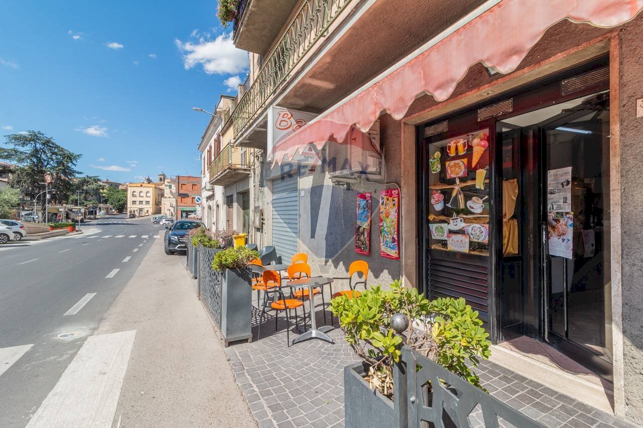Edificio all\'aperto - Bar Tavola Calda - Fredda Via di Tarquinia, Canino - foto 3