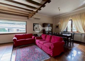 Foto 8 - Casa semi indipendente via benedetto croce
 
12, Manerbio - foto 8