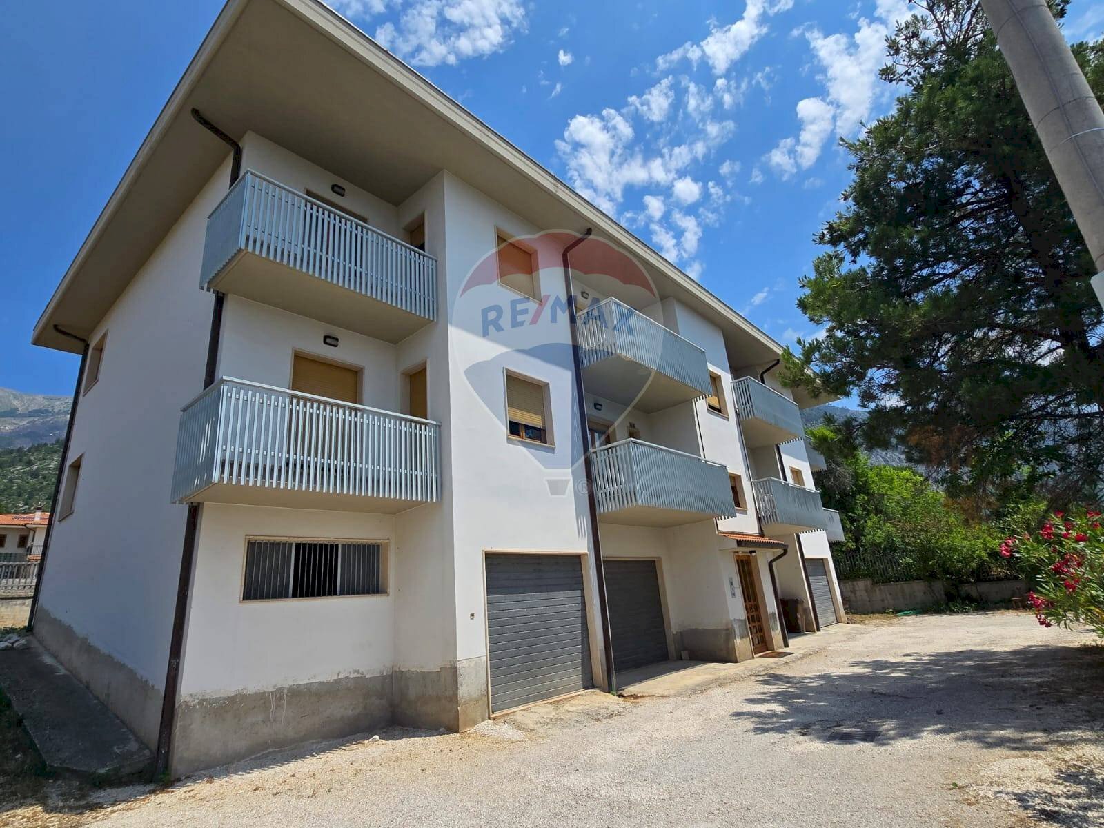 Edificio all\'aperto - Appartamento Sulmona - foto 1