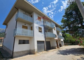 Edificio all\'aperto - Appartamento Sulmona - foto 1