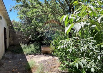 Giardino - Rustico contrada Tramostera
 
snc, Chiaramonte Gulfi - foto 6