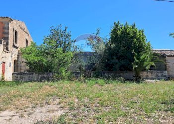 Giardino - Rustico contrada Tramostera
 
snc, Chiaramonte Gulfi - foto 18