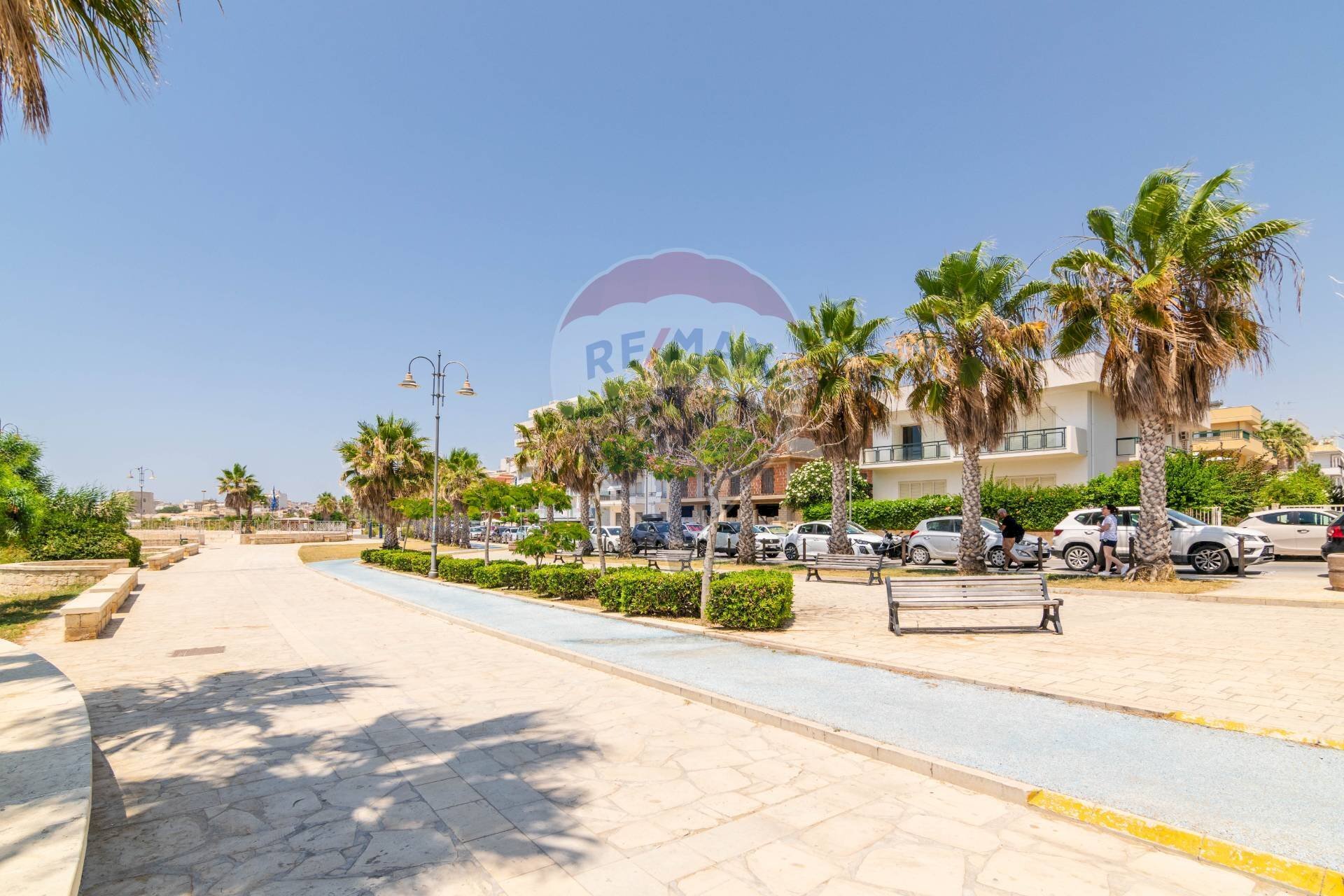 Edificio all\'aperto - Four-room apartment via Antares
 
5, Pozzallo - photo 1