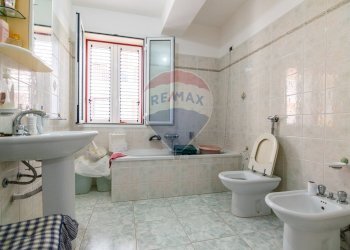 Bagno - Quadrilocale via Antares
 
5, Pozzallo - foto 19