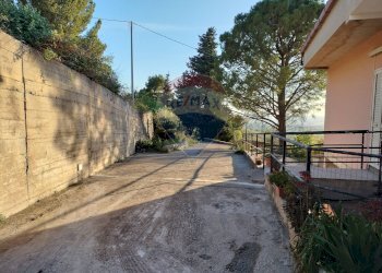 Giardino - Villa quattro cappelle
 
2/A, Chiaramonte Gulfi - foto 11