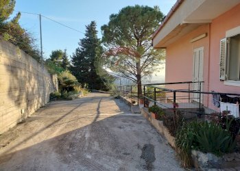Casa all\'aperto - Villa quattro cappelle
 
2/A, Chiaramonte Gulfi - foto 12