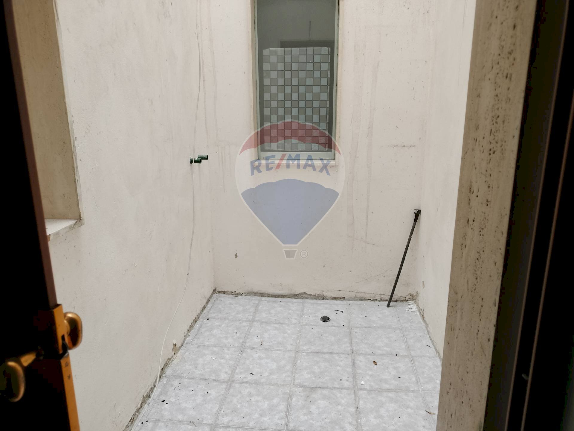 Terrazza - Locale Commerciale Adimonti
 
46, Ragusa - foto 3