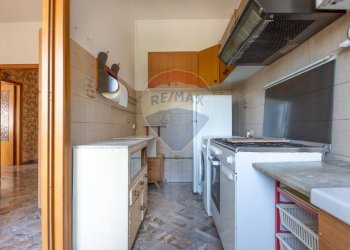Cucina - Casa indipendente Via  Romanelli
 
39, Bisenti - foto 14
