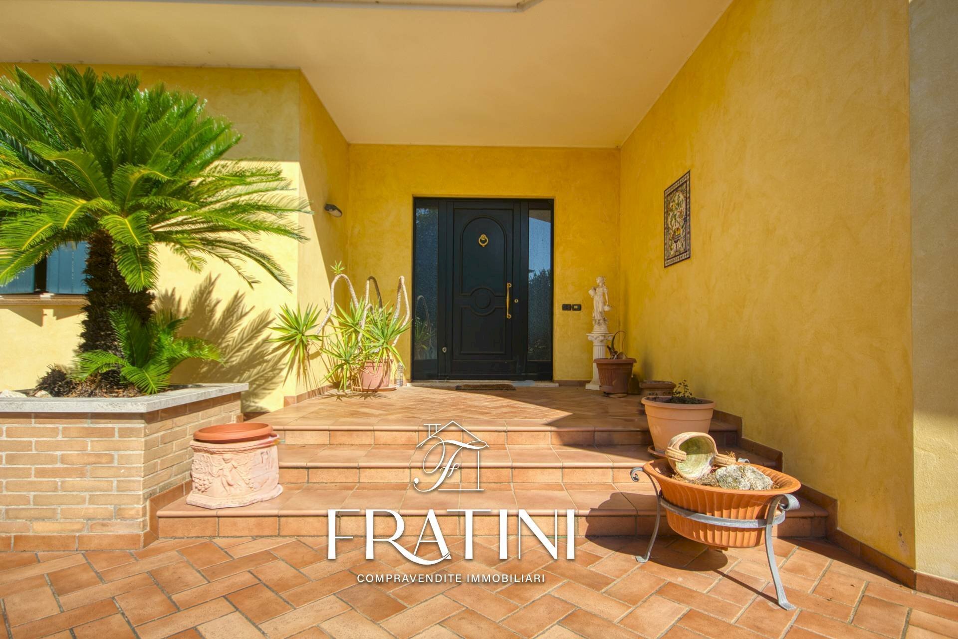 Foto 2 - Villa Via 10 Settembre
 
30, Monterubbiano - foto 2