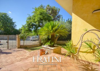 Foto 23 - Villa Via 10 Settembre
 
30, Monterubbiano - foto 23