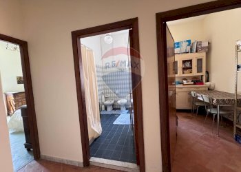 Hall / corridoio - Casa indipendente corso Roma
 
59, Casacalenda - foto 27