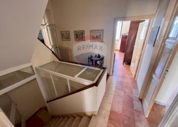 Hall / corridoio - Casa indipendente corso Roma
 
59, Casacalenda - foto 28