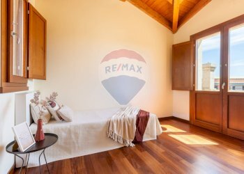 Camera / camera da letto - Villa a Schiera Via Parigi
 
34, Cagliari - foto 10