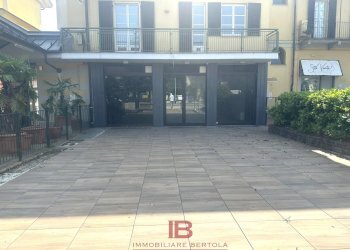 Foto 2 - Commercial Premises via marmora
 
16, Cuneo - photo 2