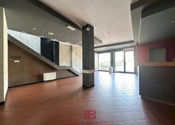 Foto 4 - Commercial Premises via marmora
 
16, Cuneo - photo 4