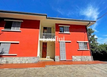 Facciata - Villa strada Pontestura, Casale Monferrato - foto 3