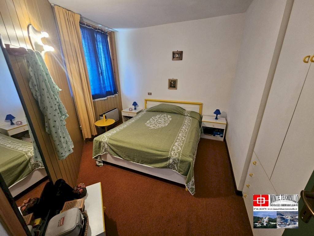 Camera da letto - Three-room apartment SP10, Micigliano - photo 2