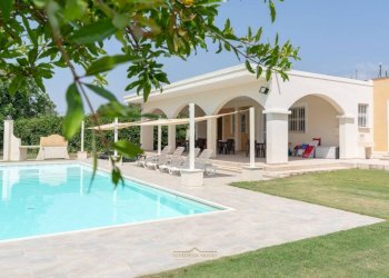 Piscina - Hotel via delle More, Quartucciu - foto 1