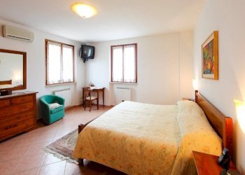 Camera da letto - Villa via San Savino, Gradara - photo 17