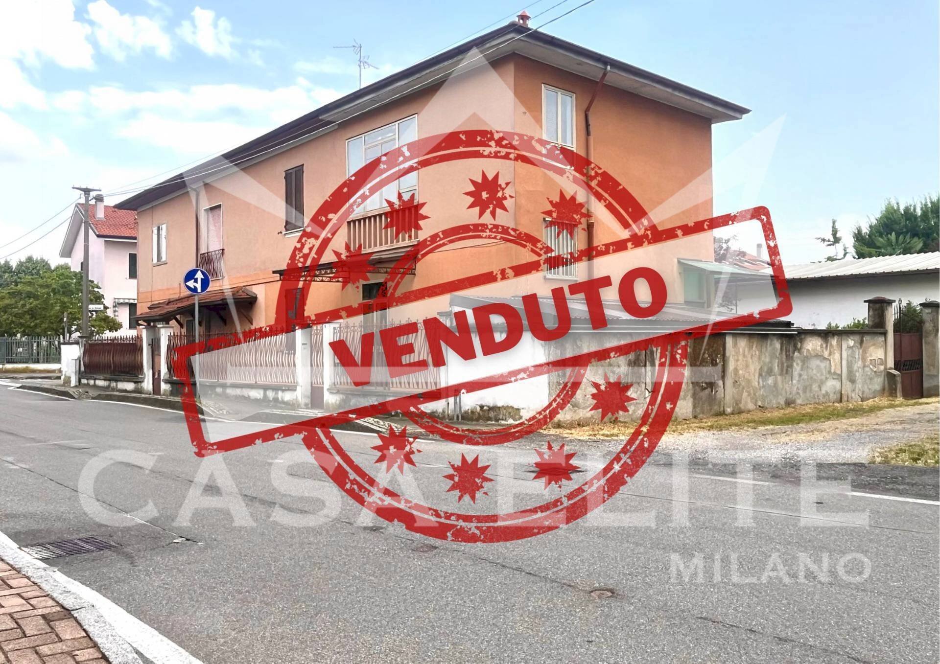 Casa indipendente Santo Stefano Ticino - foto 1