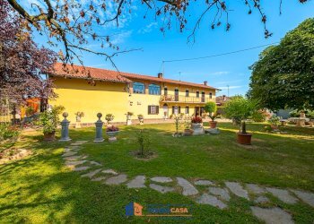 Independent house Cherasco - photo 1