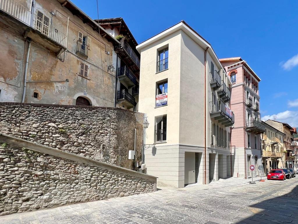 Bilocale Via umberto I, Lanzo Torinese - foto 1
