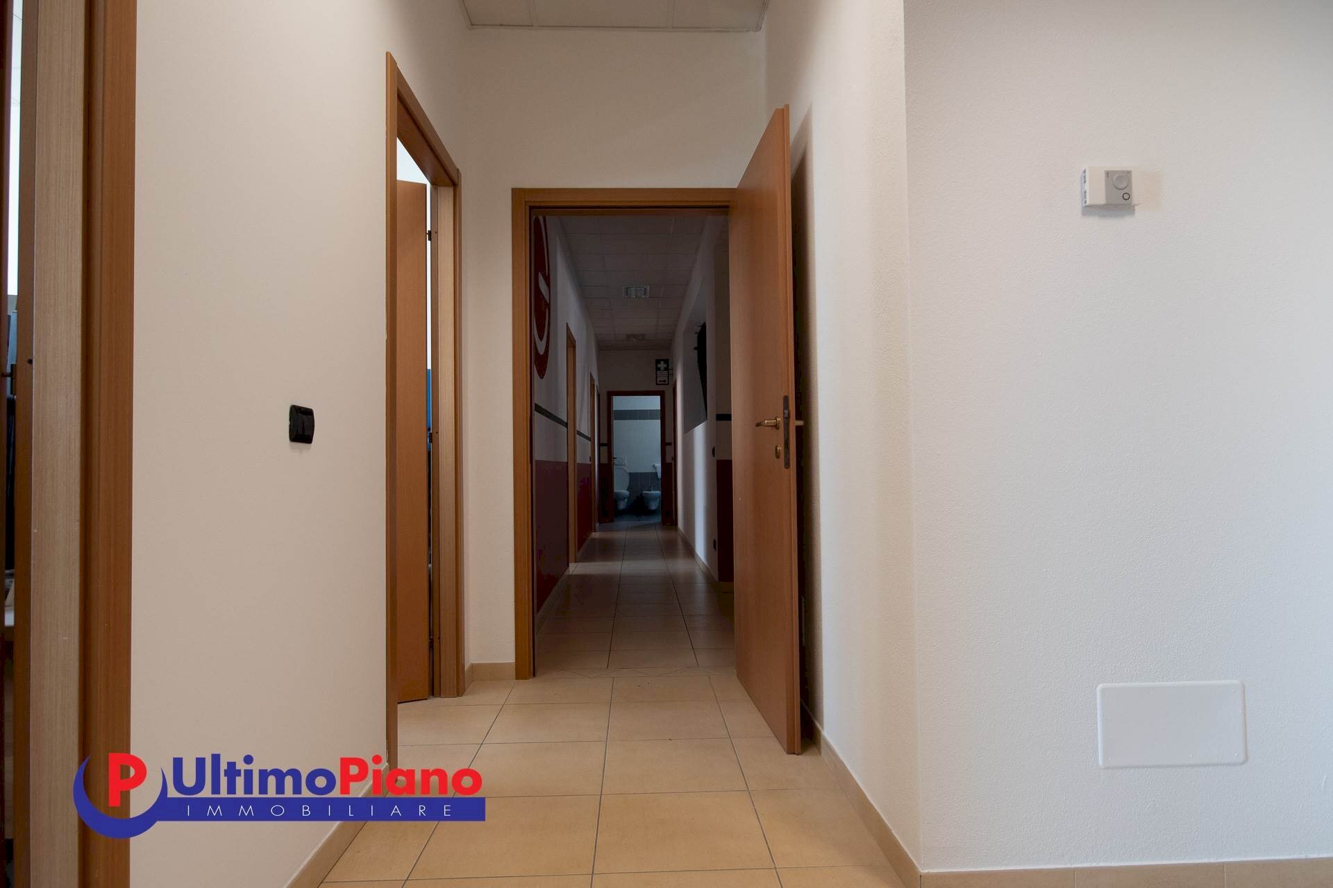 Ufficio Via Lavoratori Vittime Col du Mont 21, Aosta - foto 3