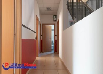 Ufficio Via Lavoratori Vittime Col du Mont 21, Aosta - foto 20