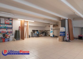 Ufficio Via Lavoratori Vittime Col du Mont 21, Aosta - foto 22