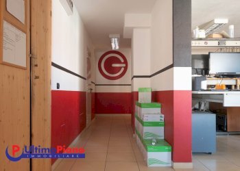 Ufficio Via Lavoratori Vittime Col du Mont 21, Aosta - foto 4