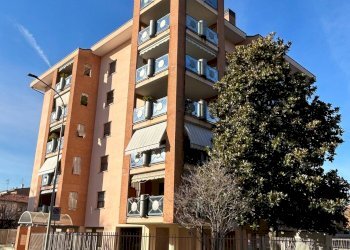 Foto 47 - Trilocale Via Pola
 
2, Legnano - foto 43