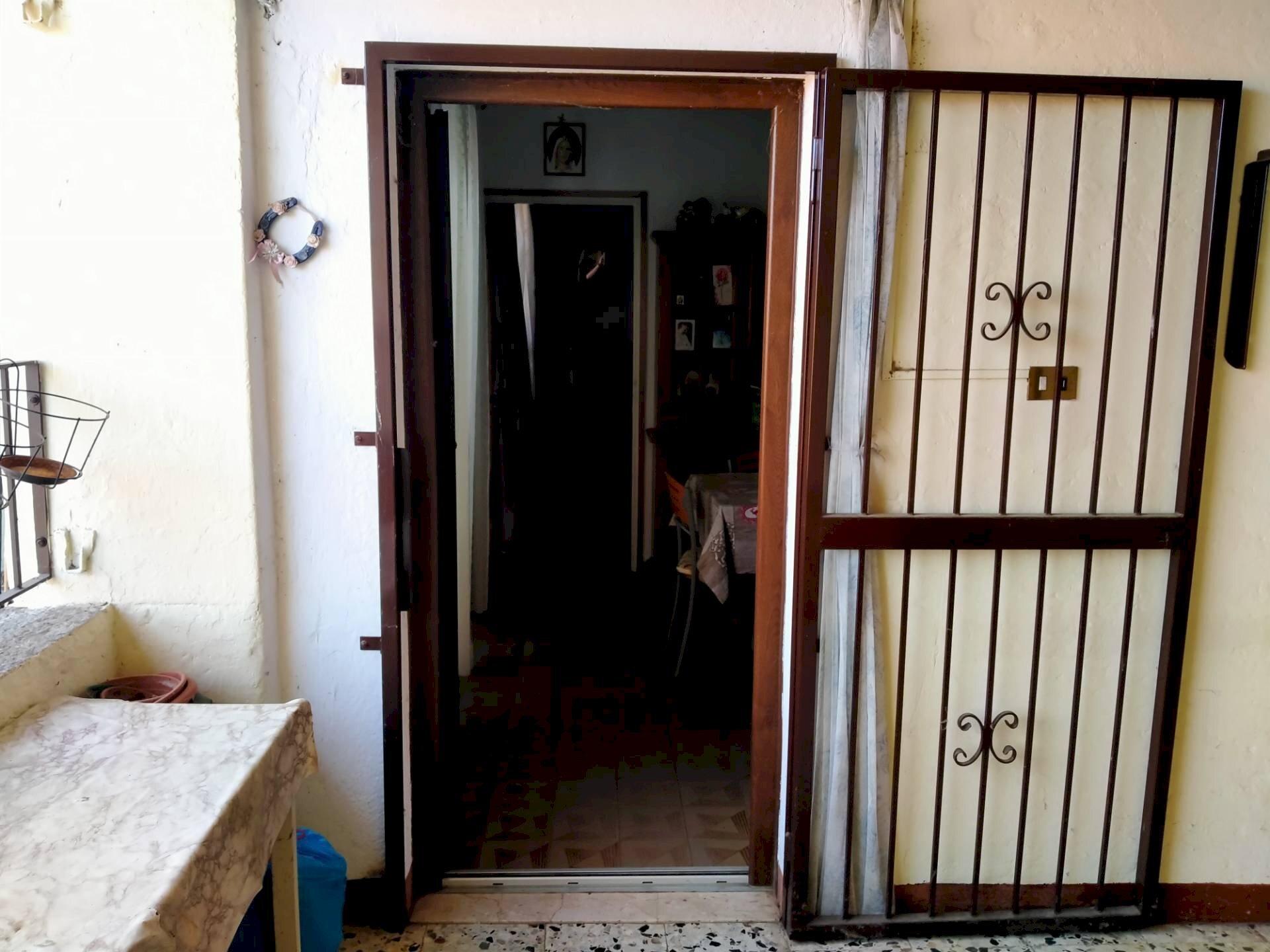 Foto 4 - Bilocale via varese
 
4, Varano Borghi - foto 3