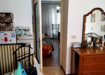 Foto 24 - Bilocale via varese
 
4, Varano Borghi - foto 23