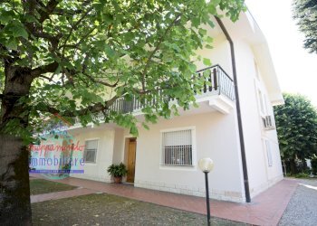 Foto 3 - Semi-detached house VIA RAMEDELLO
 
5/2, Cento - photo 3