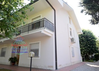 Foto 9 - Semi-detached house VIA RAMEDELLO
 
5/2, Cento - photo 9
