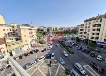 Foto 1 - Four-room apartment Piazza Bissolati
 
5, Benevento - photo 1