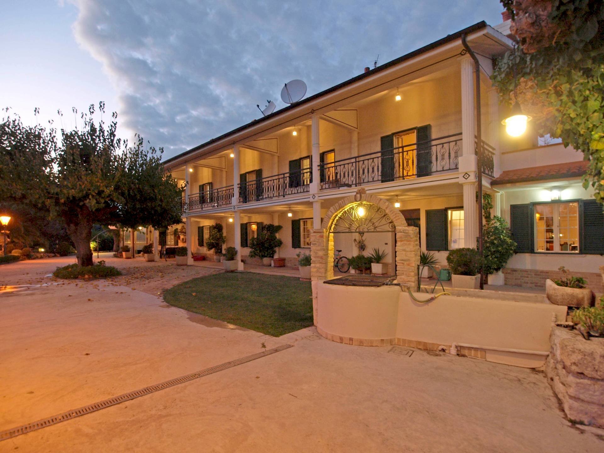 Foto 1 - Villa VIA PIANO CROCE, Pollutri - photo 1