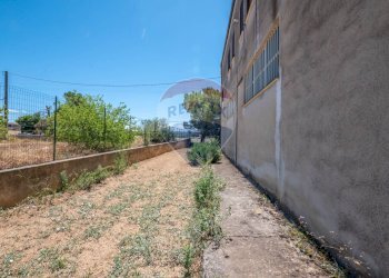 Giardino - Villa cda favarella
 
29, Caltagirone - foto 15