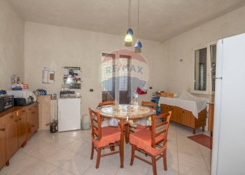 Sala da pranzo - Villa cda favarella
 
29, Caltagirone - foto 51