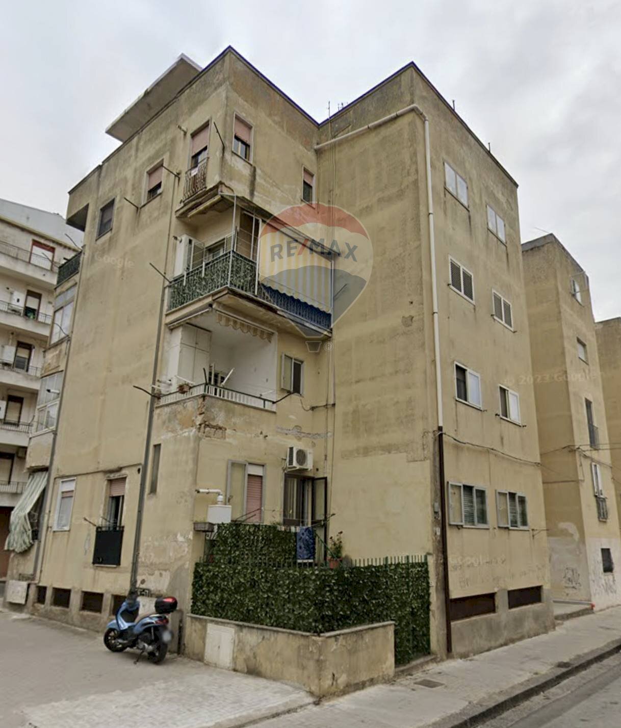 Edificio all\'aperto - Quadrilocale Viale Autonomia
 
143, Caltagirone - foto 1