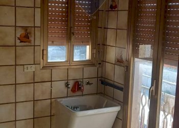 Bagno - Quadrilocale Viale Autonomia
 
143, Caltagirone - foto 8