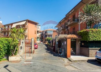 Edificio all\'aperto - Appartamento Via Gravina
 
70, Tremestieri Etneo - foto 7