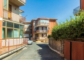 Edificio all\'aperto - Appartamento Via Gravina
 
70, Tremestieri Etneo - foto 8