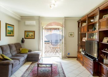 Soggiorno - Appartamento Via Gravina
 
70, Tremestieri Etneo - foto 13