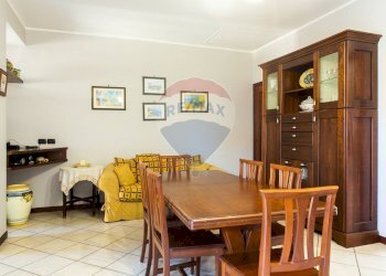 Sala da pranzo - Appartamento Via Gravina
 
70, Tremestieri Etneo - foto 16
