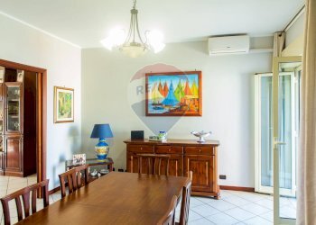 Sala da pranzo - Appartamento Via Gravina
 
70, Tremestieri Etneo - foto 17