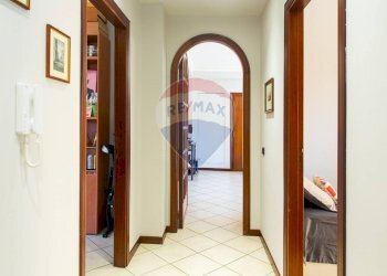 Hall / corridoio - Appartamento Via Gravina
 
70, Tremestieri Etneo - foto 18