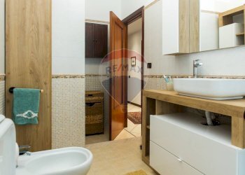 Bagno - Appartamento Via Gravina
 
70, Tremestieri Etneo - foto 27