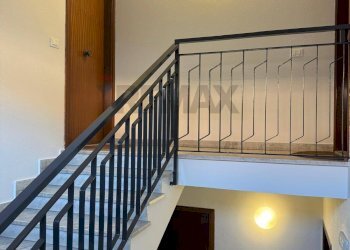 Scale - Appartamento Via Gravina
 
70, Tremestieri Etneo - foto 12